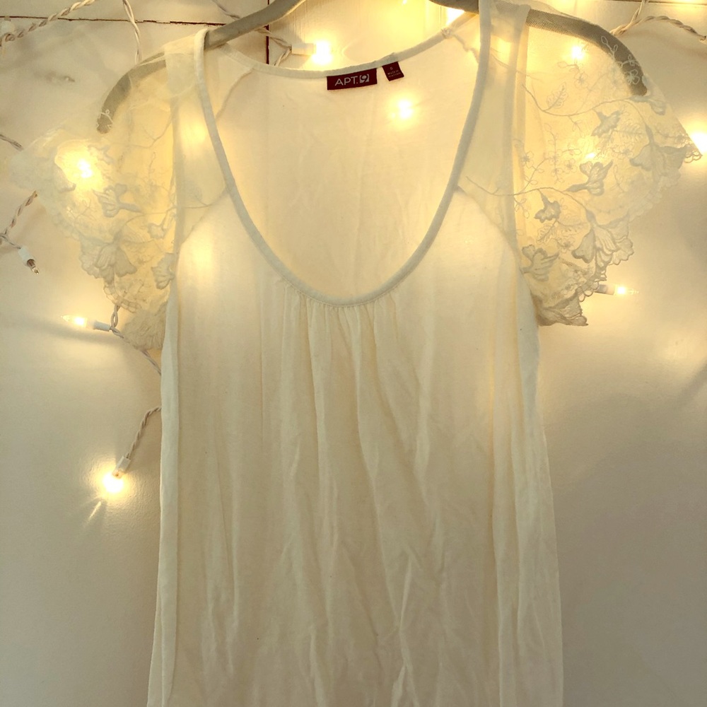 White cream lace short sleeve top